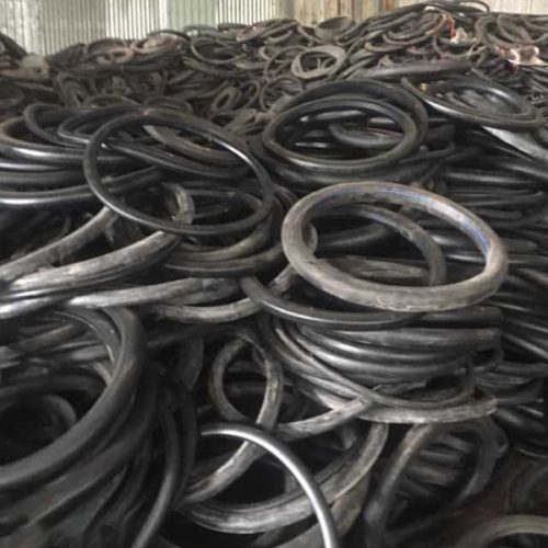 Mua bán săm xe phế liệu